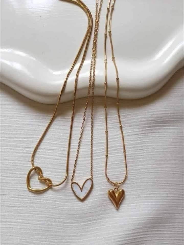 Cut-Out Heart Necklace